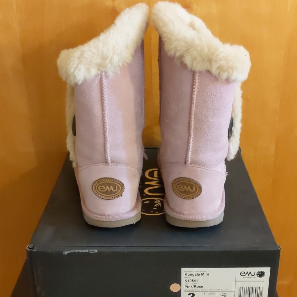 Emu Boots - Picture 2 of 7